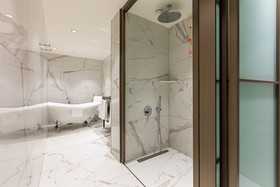 Stayso The House Hotel