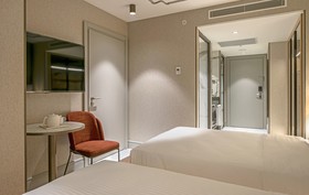 Stayso The House Hotel