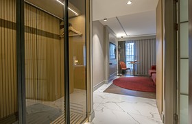 Stayso The House Hotel