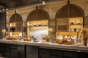 Stayso The House Hotel