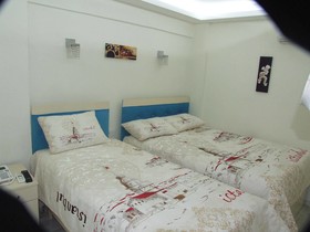 Armis Hostel