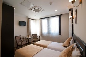 Sultans Hotel