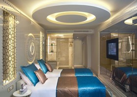 Sura Design Hotel & Suites