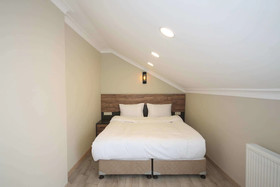 Taksim Corner Suite