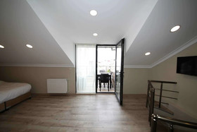 Taksim Corner Suite