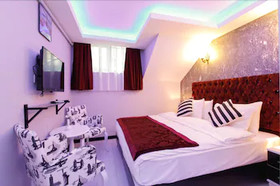 Taksim Doorway Suites