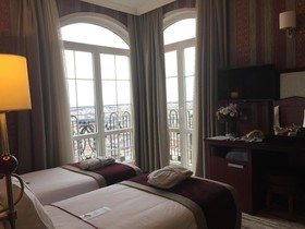 Taksim Gönen