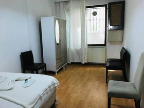 Akdemir House