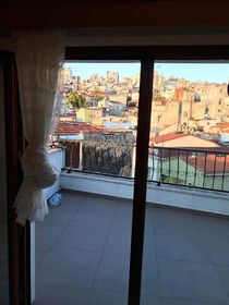 Akdemir House