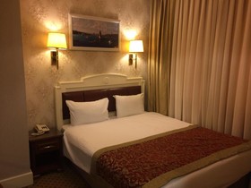 Taksim Metropark Hotel