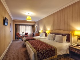 Taksim Metropark Hotel