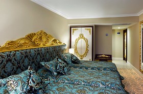 Taksim Square Hotel