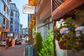 Taksim Unique Suites