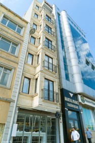 Taksim Landhouse Hotel