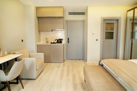 Taksim Landhouse Hotel