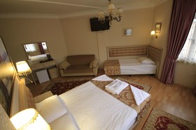 Tashkonak Hotel