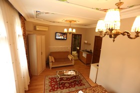 Tashkonak Hotel