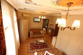 Tashkonak Hotel