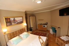 Tashkonak Hotel