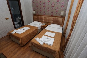 Tashkonak Hotel
