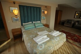 Tashkonak Studio Suites