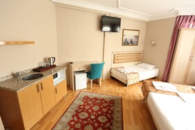 Tashkonak Studio Suites
