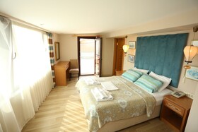 Tashkonak Studio Suites
