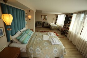 Tashkonak Studio Suites