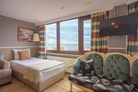 Tashkonak Studio Suites
