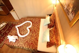 Tashkonak Studio Suites