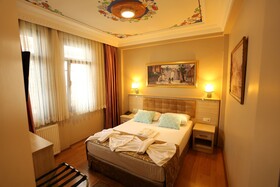 Tashkonak Studio Suites