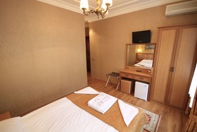 Tashkonak Studio Suites