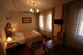 Tashkonak Studio Suites