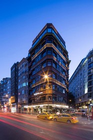 Taxim Suites