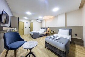 The Business Class Hotel