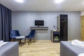 The Business Class Hotel