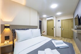 The Business Class Hotel