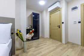 The Business Class Hotel