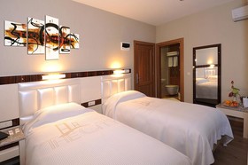 The City Port Hotel
