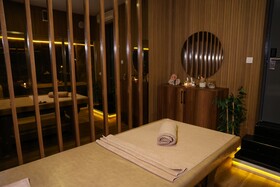 The Hera Platinum Hotel