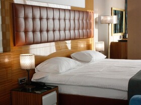 The Hera Platinum Hotel