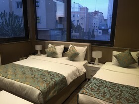 The Hera Platinum Hotel