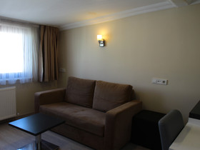 Platine Hotels & Suites
