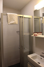 Platine Hotels & Suites