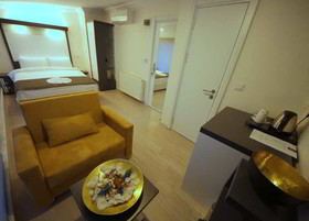 Platine Hotels & Suites