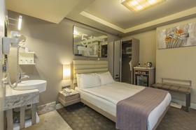 Ramada by Wyndham Istanbul Pera