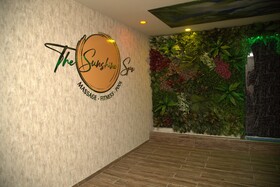 The Sunshine Otel