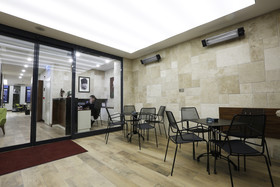 The White Orient Hotel