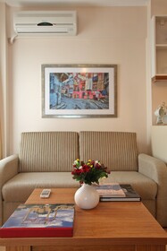 Three Apples Suites and Hotel