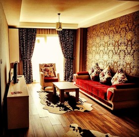 Pin Suit Istanbul